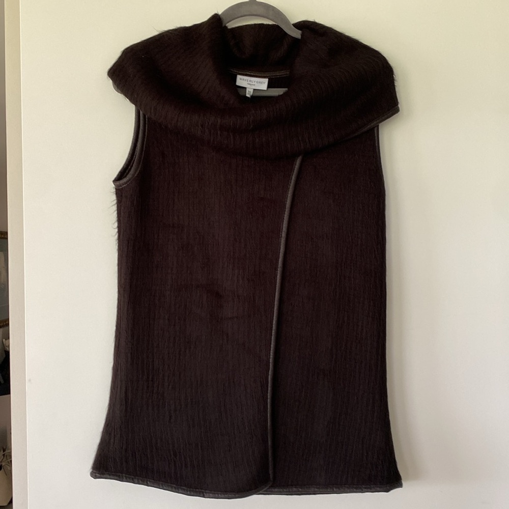 Waverly Grey Riley Vest - Picture 7 of 8